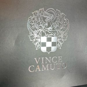 Vince Camuto womens boots size 7.5